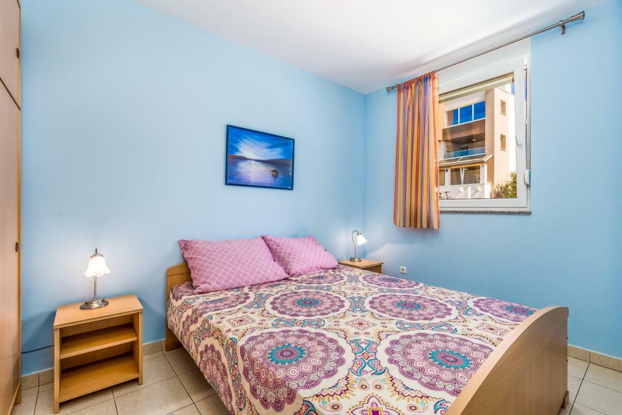 Modra Kuca Apartment Mandre Exterior photo